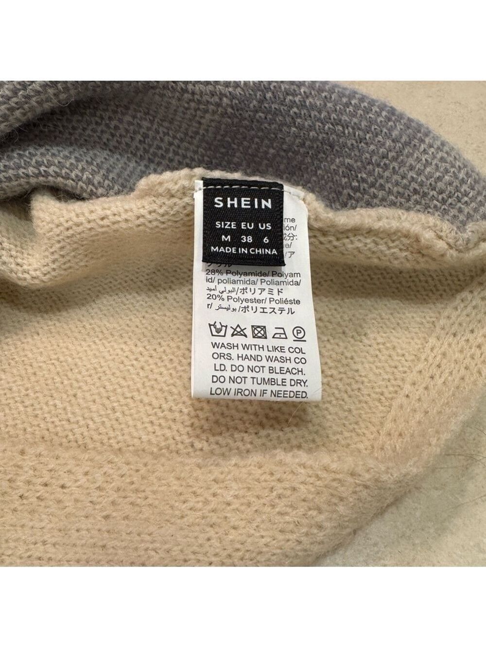 Shein Abstract Batwing Sleeve Sweater Medium - Picture 5 of 9